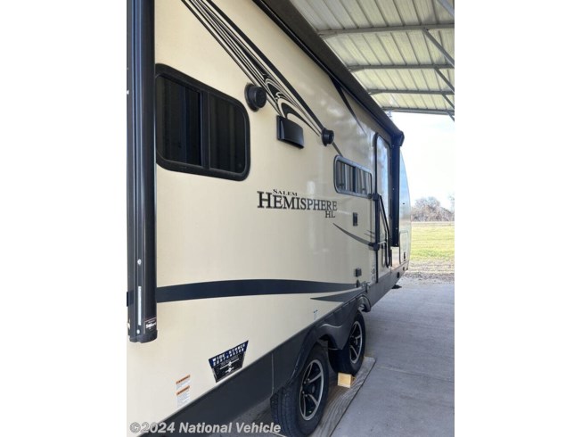 2021 Forest River Salem Hemisphere HL 17RBHL - Used Travel Trailer For Sale by National Vehicle in Waco, Texas