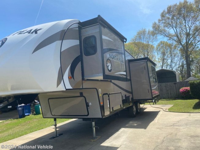 2017 Heartland North Peak 26TS - Used Fifth Wheel For Sale by National Vehicle in Prattville, Alabama