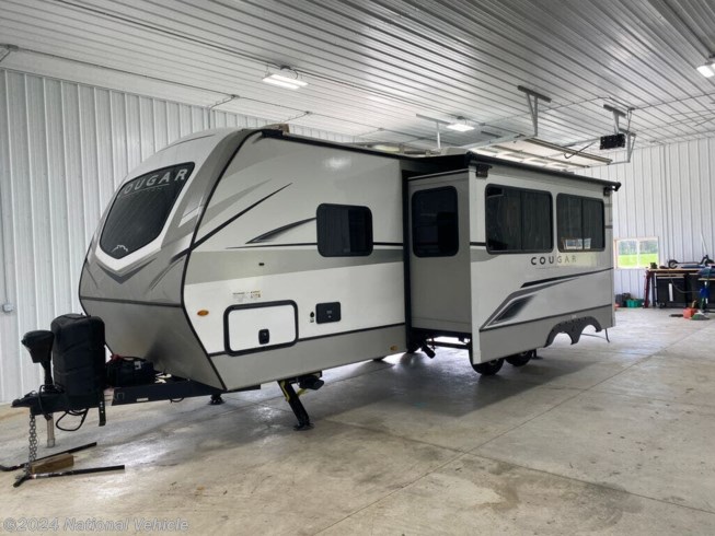 Used 2022 Keystone Cougar 26RBS available in Centerburg, Ohio