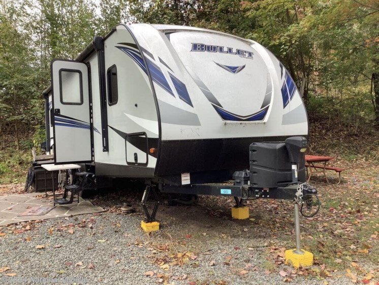 Used 2019 Keystone Bullet Ultra Lite 257RSS available in Nazareth, Pennsylvania