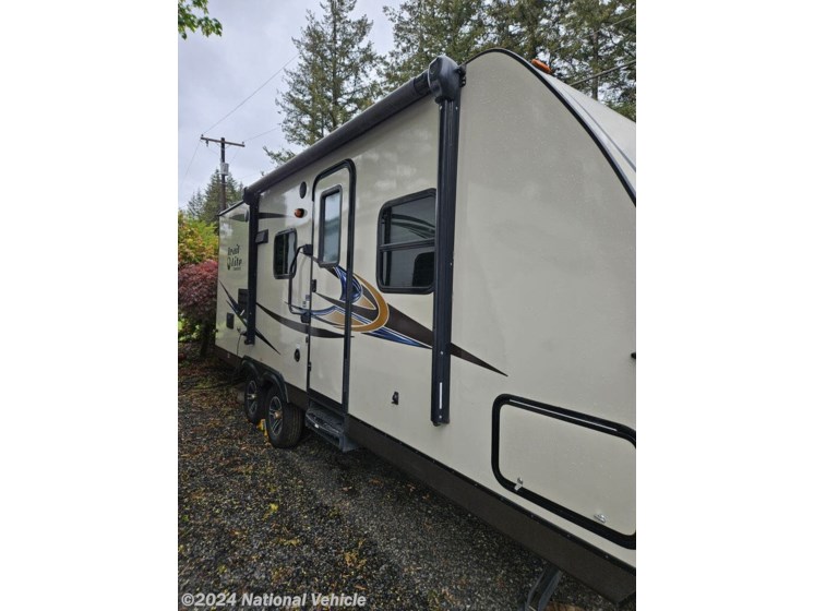 Used 2014 R-Vision Trail-Lite Crossover 200DS available in Vancouver, Washington