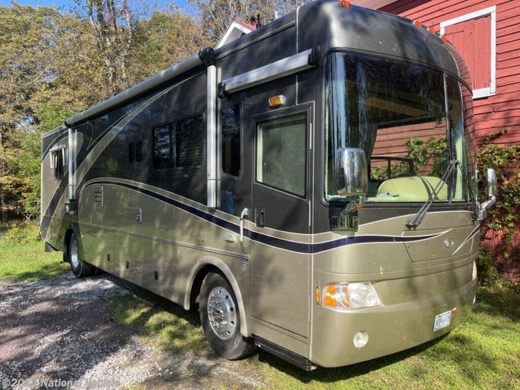 Used 2005 Country Coach Inspire 330 Siena available in Troy, New York