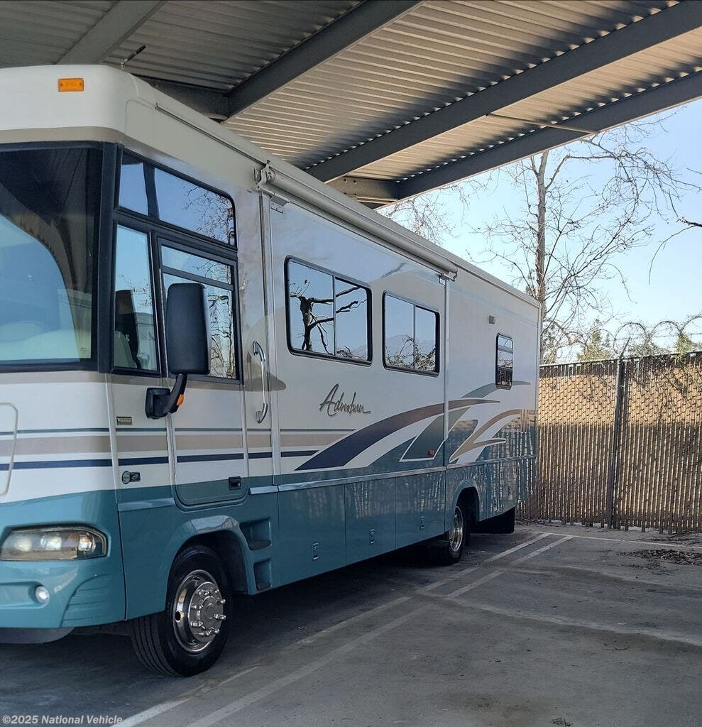 2004 Winnebago Adventurer 33V RV for Sale in Loma Linda, CA 92354