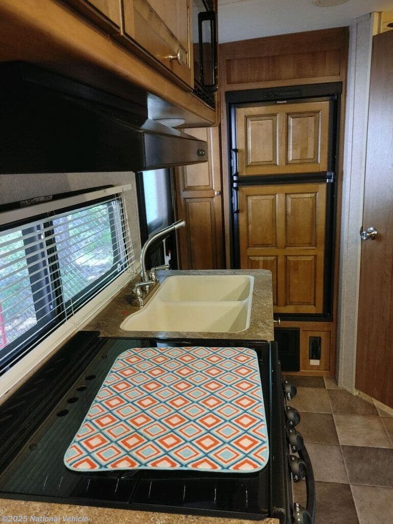 2016 Forest River Flagstaff Micro Lite 21FBRS RV for Sale in ...