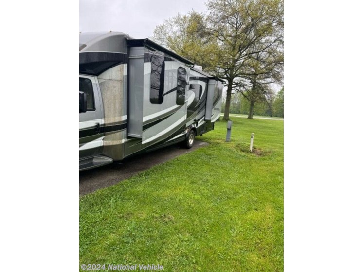 Used 2015 Forest River Sunseeker Grand Touring 2800QS available in Versailles, Kentucky