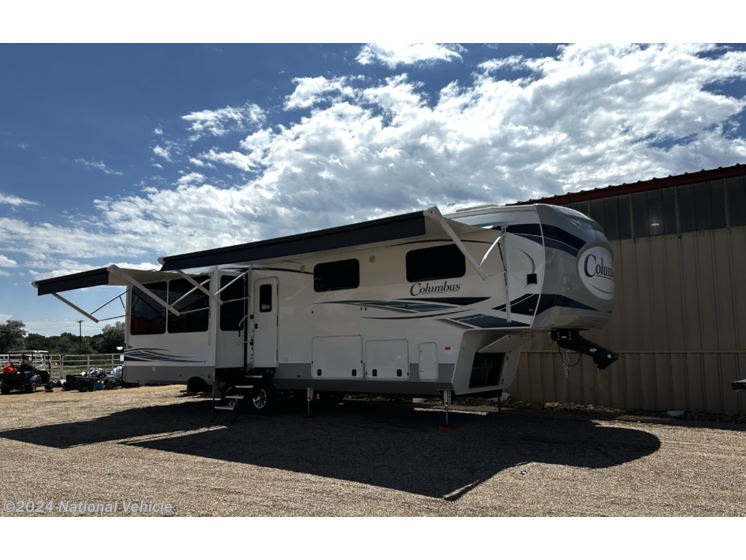 Used 2023 Palomino Columbus 379MB available in Erie, Colorado