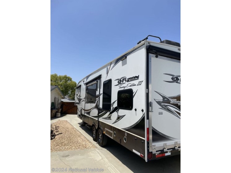 Used 2011 Keystone Fuzion Touring Edition III 322 available in Claremont, California