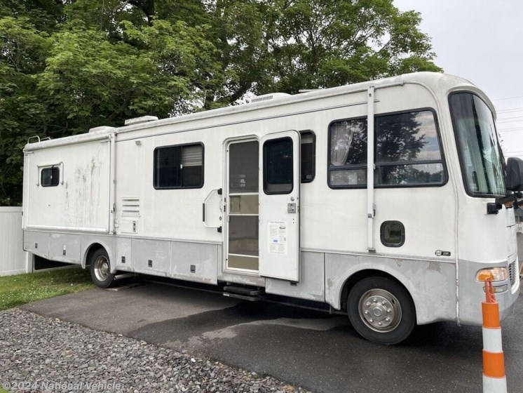 Used 2002 Tiffin Allegro 35DA available in Little Silver, New Jersey