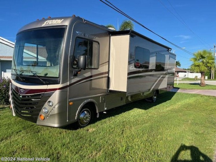 Used 2016 Fleetwood Storm 35SK available in Cape Coral, Florida