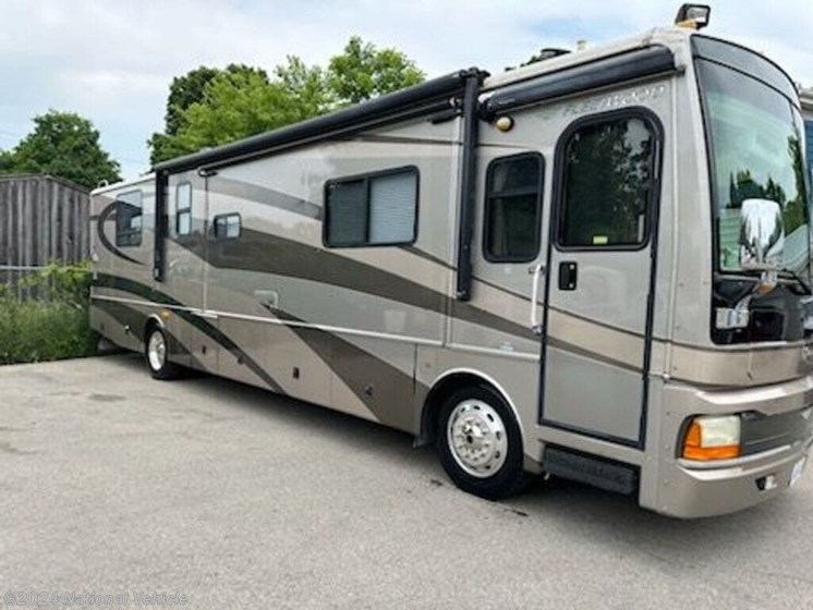 Used 2005 Fleetwood Discovery 39S available in Strathroy, Ontario