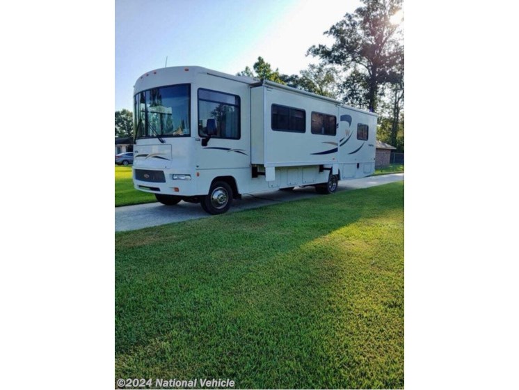 Used 2007 Winnebago Vista 33T available in Baton Rouge, Louisiana