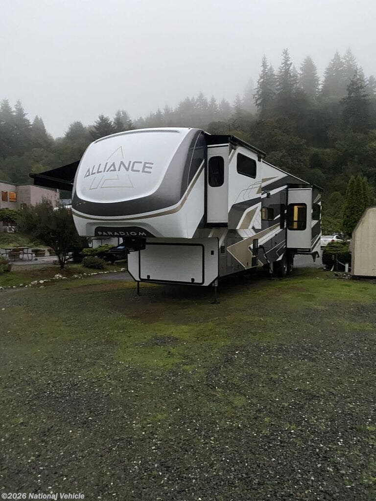 2024 Alliance RV Paradigm 395DS RV for Sale in Brookings, OR 97415