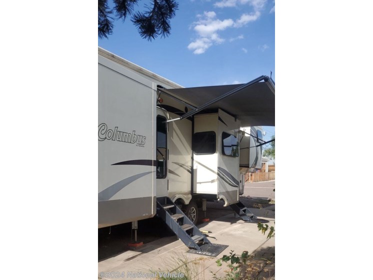 Used 2017 Palomino Columbus 386FK available in Colorado Springs, Colorado