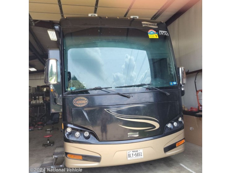 Used 2012 Newmar Ventana 4337 available in Burleson, Texas