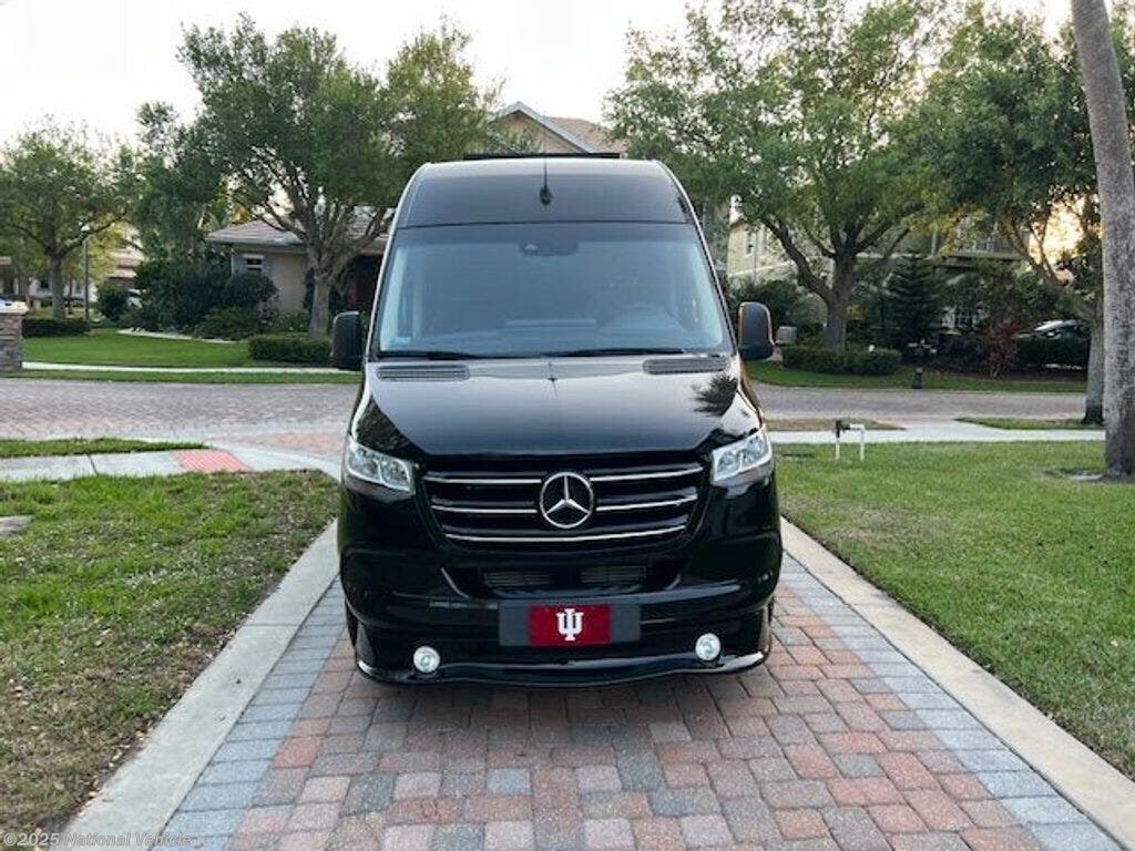 2020 Midwest Luxe Cruiser Freedom Elite Tailgating Coach RV for Sale in