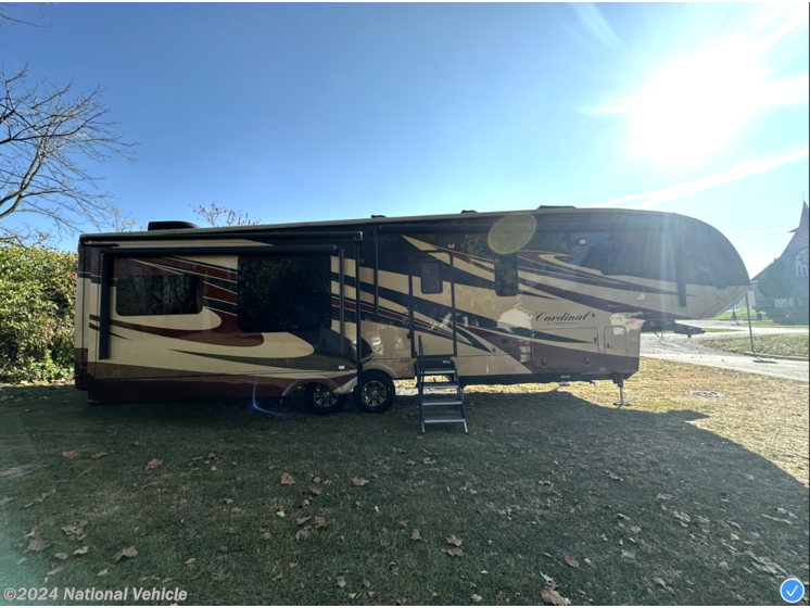 Used 2015 Forest River Cardinal 3450RL available in Lebanon, Pennsylvania