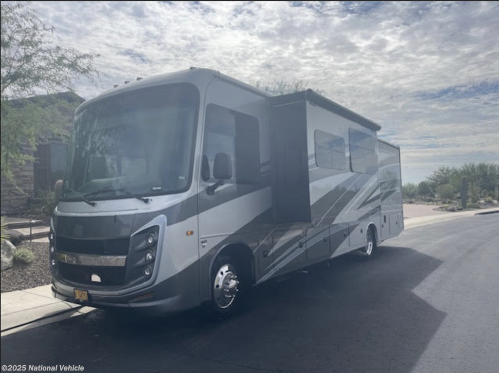 2022 Entegra Coach Vision XL 34G - Used Class A For Sale by National Vehicle in Wickenburg, Arizona