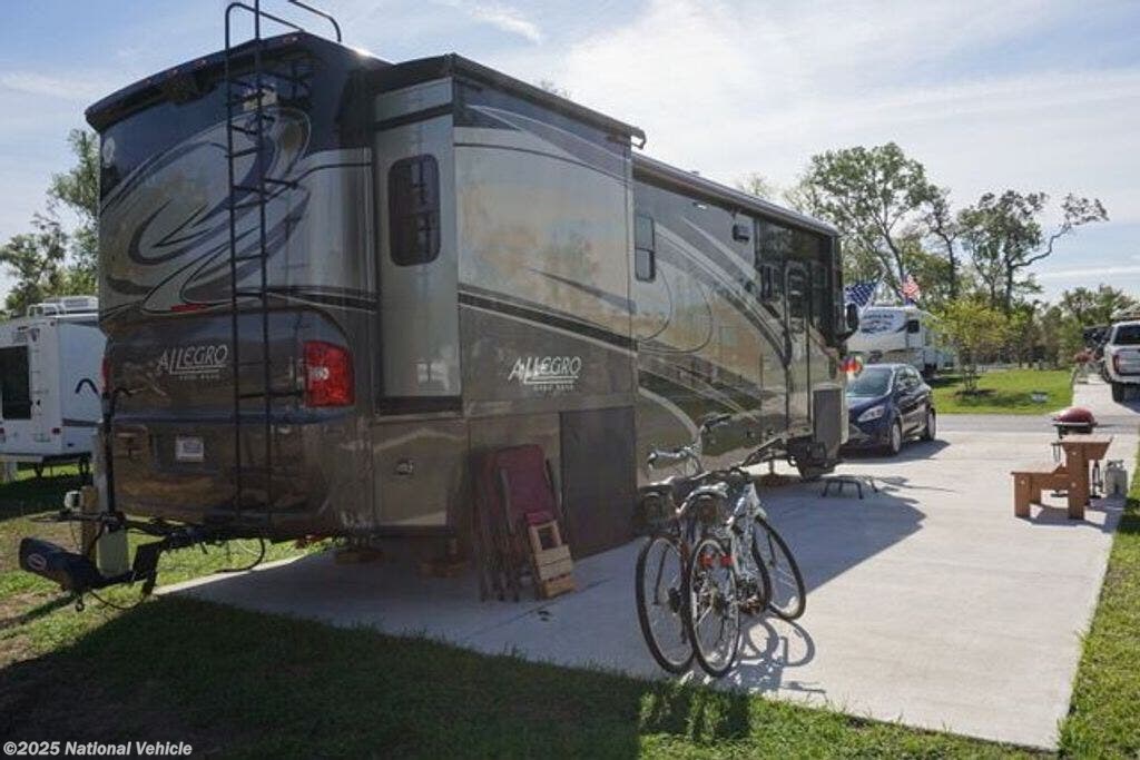 2015 Tiffin Allegro 31SA - Used Class A For Sale by National Vehicle in Schererville, Indiana