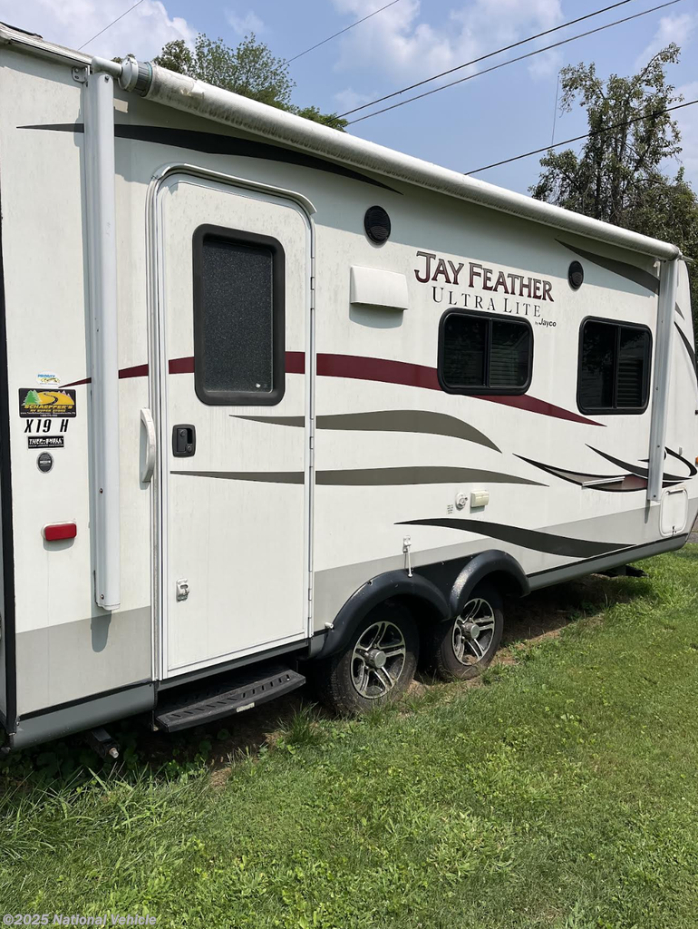 2014 Jayco Jay Feather 19H - Used Travel Trailer For Sale by National Vehicle in Berwick, Pennsylvania