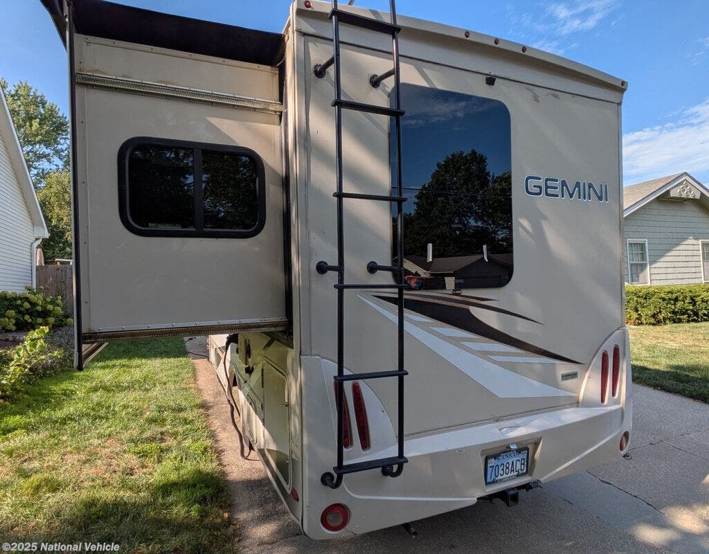 Used 2018 Thor Motor Coach Gemini 23TB available in Lawrence, Kansas