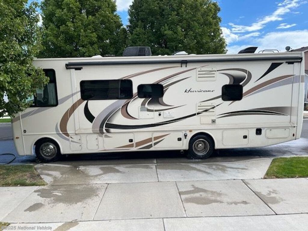 2018 Thor Motor Coach Hurricane 29M - Used Class A For Sale by National Vehicle in Herriman, Utah