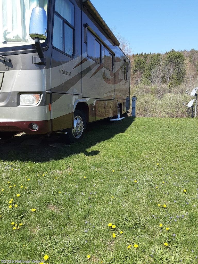 2008 Neptune 35SBD by Holiday Rambler from National Vehicle in Campbell, New York