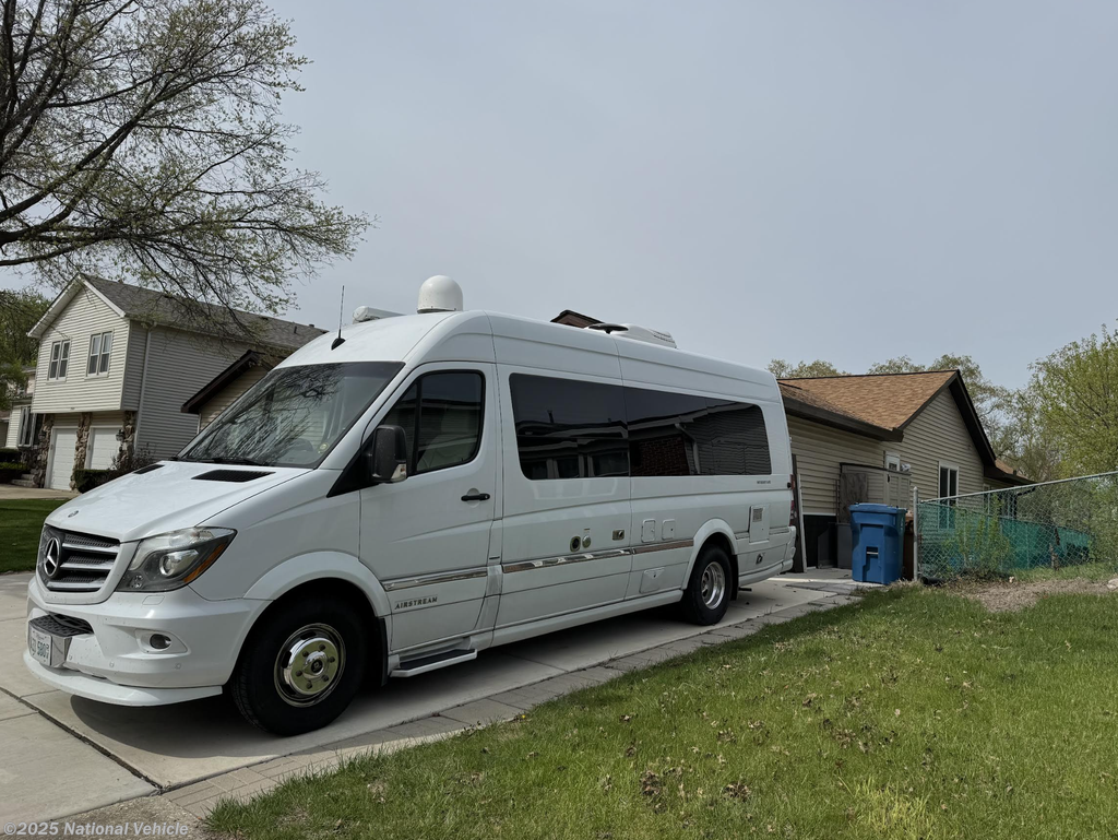 2015 Airstream Interstate 3500 Extended Grand Tour - Used Class B For Sale by National Vehicle in Glendale Heights, Illinois