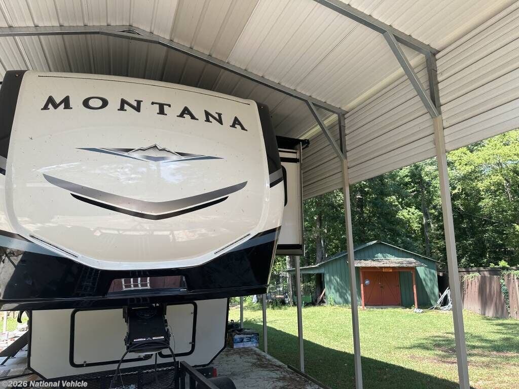 2021 Montana 3121RL by Keystone from National Vehicle in Vicksburg, Mississippi