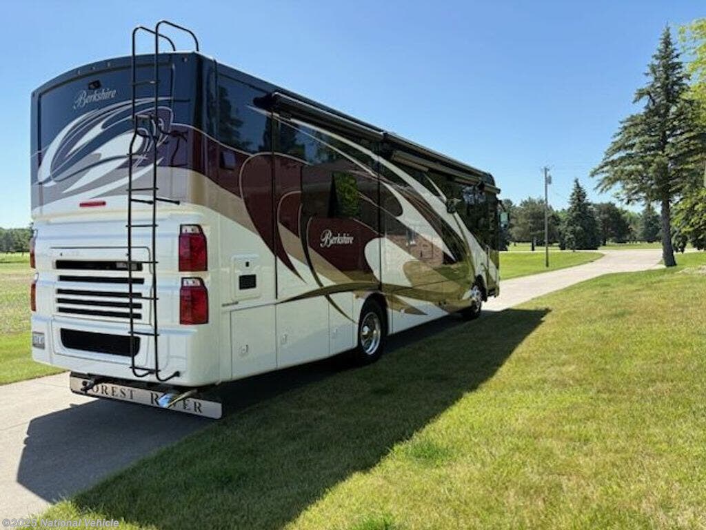 2018 Forest River Berkshire 34QS - Used Class A For Sale by National Vehicle in Cass City, Michigan