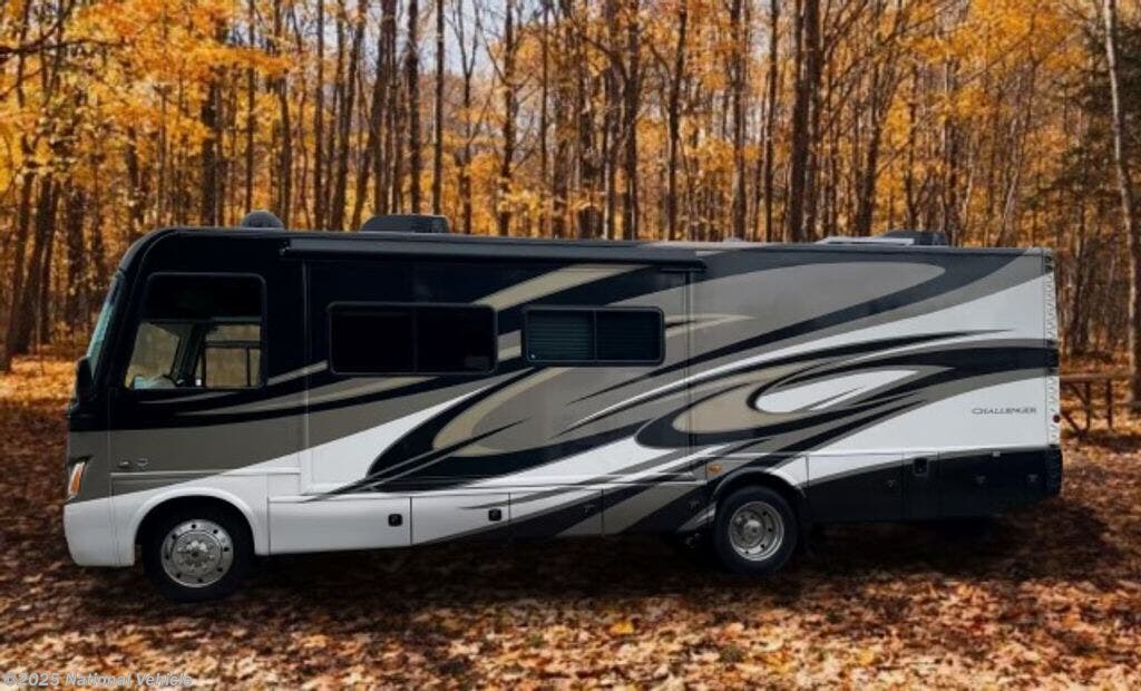 2012 Thor Motor Coach Challenger 32VS - Used Class A For Sale by National Vehicle in Cincinnati, Ohio