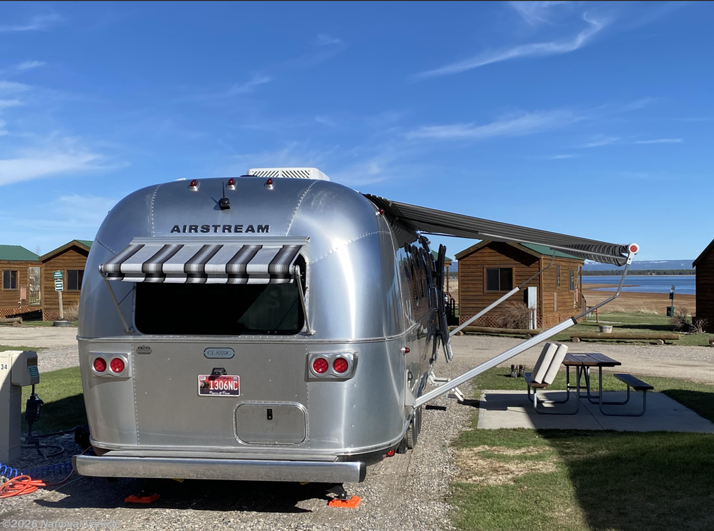 Used 2022 Airstream Classic 33FB Twin available in Tulsa, Oklahoma