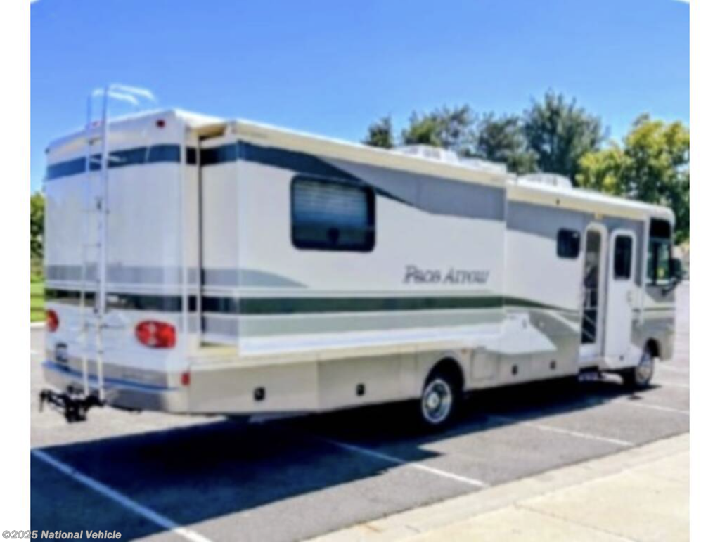2002 Fleetwood Pace Arrow 36R - Used Class A For Sale by National Vehicle in Lake Los Angeles, California