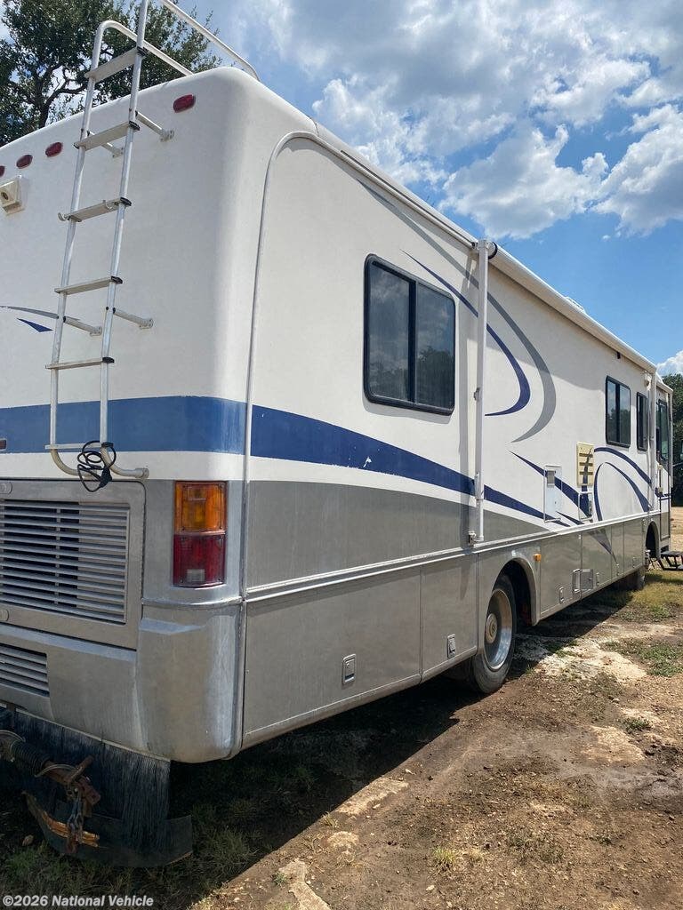 1999 Endeavor 34WDS by Holiday Rambler from National Vehicle in Fair Oaks Ranch, Texas