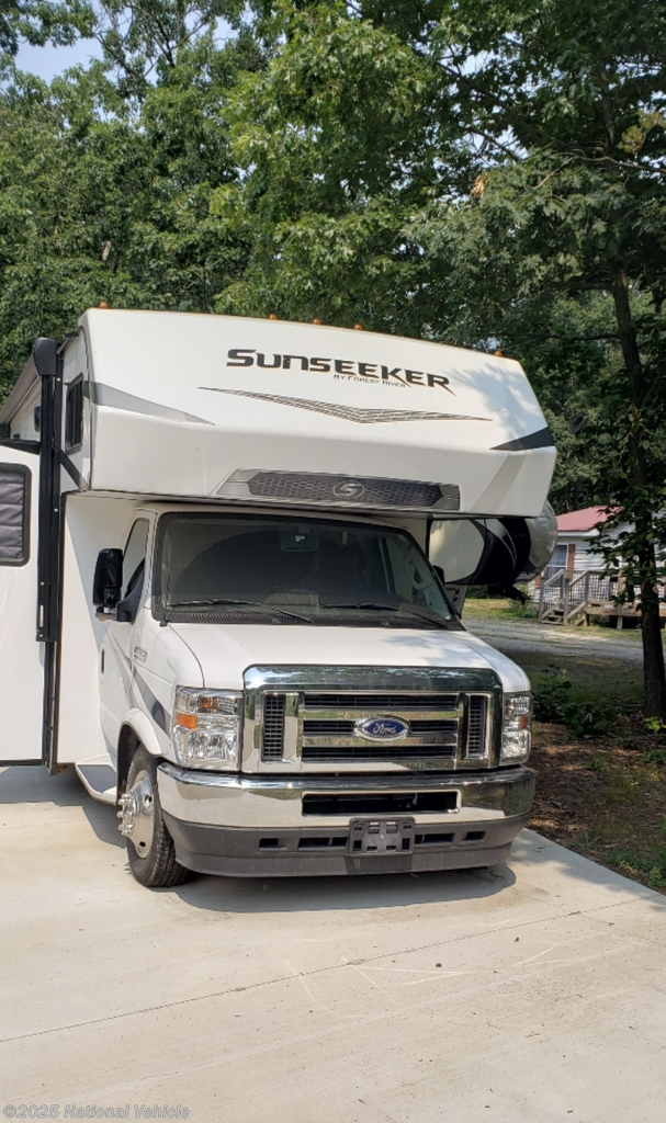 2022 Sunseeker Classic 3010DS by Forest River from National Vehicle in Twin Lake, Michigan