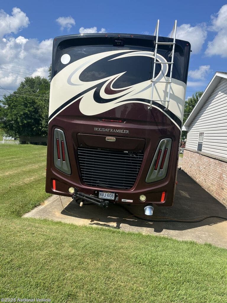 2018 Endeavor XE 39F by Holiday Rambler from National Vehicle in Vienna, West Virginia