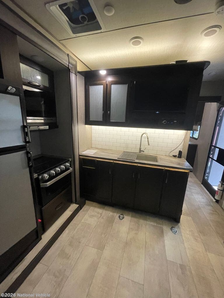 Used 2019 Grand Design Momentum G-Class 28G available in Edgewood, New Mexico