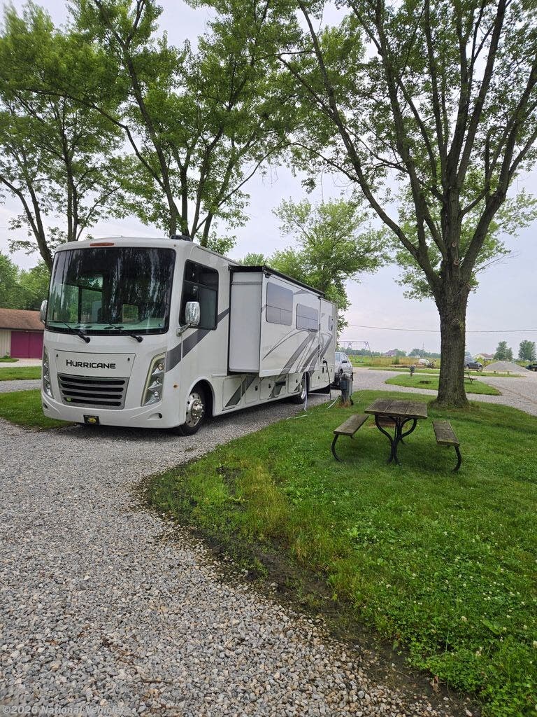 2024 Thor Motor Coach Hurricane 35M - Used Class A For Sale by National Vehicle in Mohrsville, Pennsylvania
