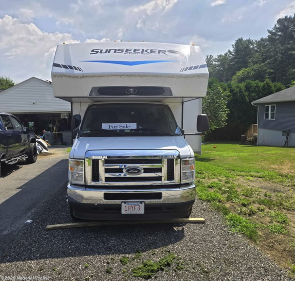 2024 Forest River Sunseeker 2860DS - Used Class C For Sale by National Vehicle in Millbury, Massachusetts