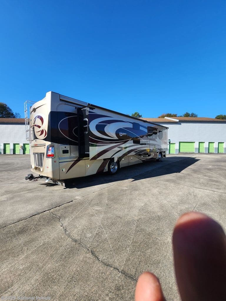2017 Discovery 40G by Fleetwood from National Vehicle in Vancouver, Washington