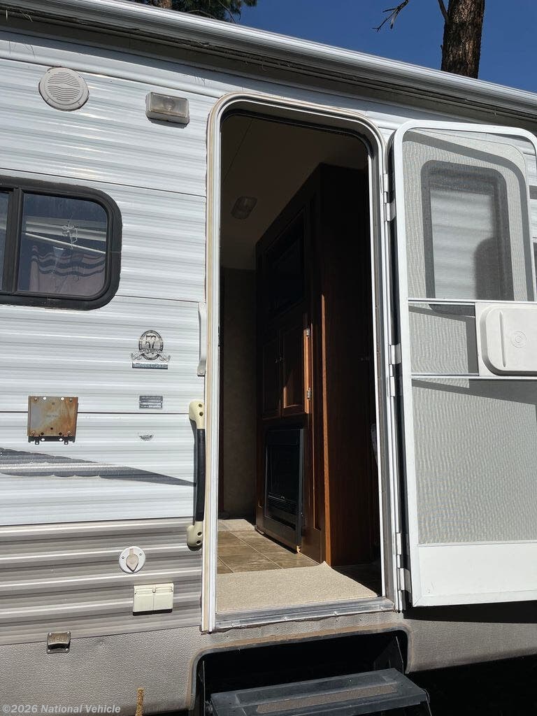 2009 Skyline Nomad 297 - Used Travel Trailer For Sale by National Vehicle in Flaggstaff, Arizona