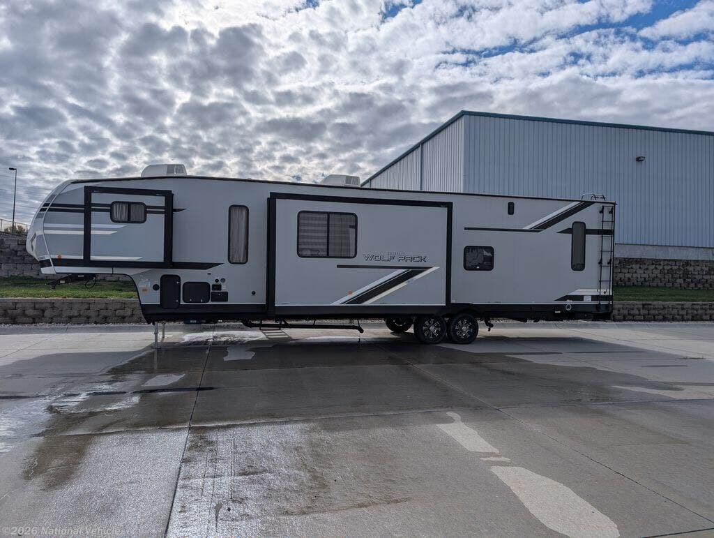 2021 Forest River Cherokee Wolf Pack 365Pack16 - Used Toy Hauler For Sale by National Vehicle in Omaha, Nebraska