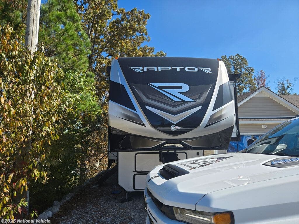 2024 Keystone Raptor 352 - Used Toy Hauler For Sale by National Vehicle in Paris, Tennessee