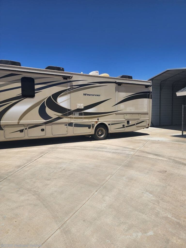 2017 Windsport 34P by Thor Motor Coach from National Vehicle in Hesperia, California