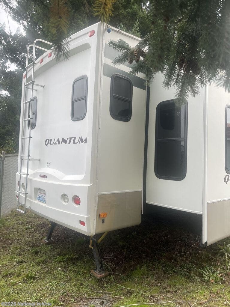 2009 Quantum 375RLQS by Fleetwood from National Vehicle in Vancouver, Washington