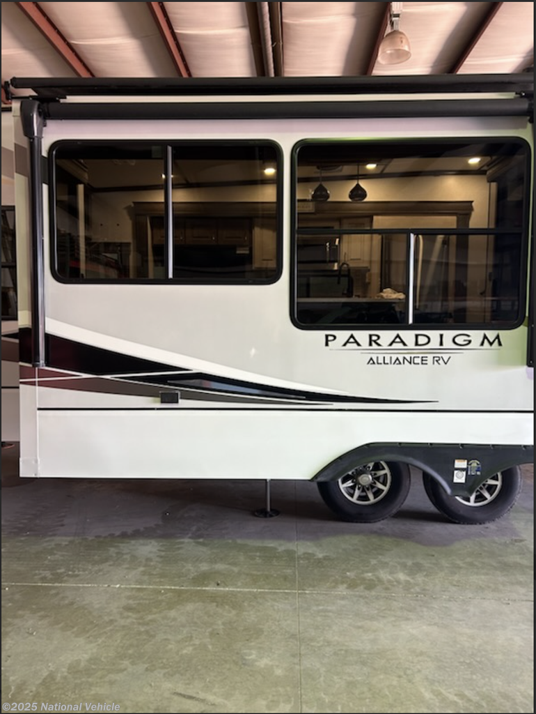 2022 Alliance RV Paradigm 340RL - Used Fifth Wheel For Sale by National Vehicle in Kankakee, Illinois
