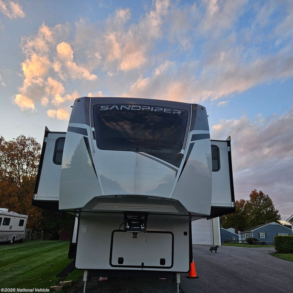 2024 Forest River Sandpiper Luxury 391FLRB - Used Fifth Wheel For Sale by National Vehicle in Upperco, Maryland