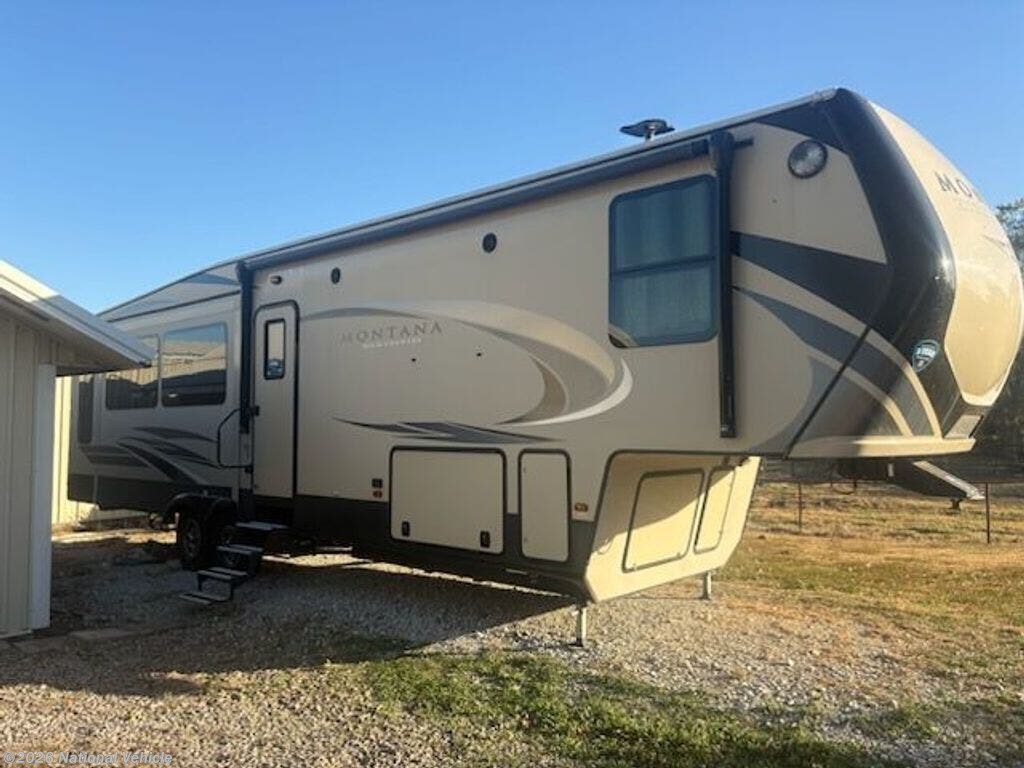 2018 Keystone Montana High Country 331RL - Used Fifth Wheel For Sale by National Vehicle in Gunter, Texas