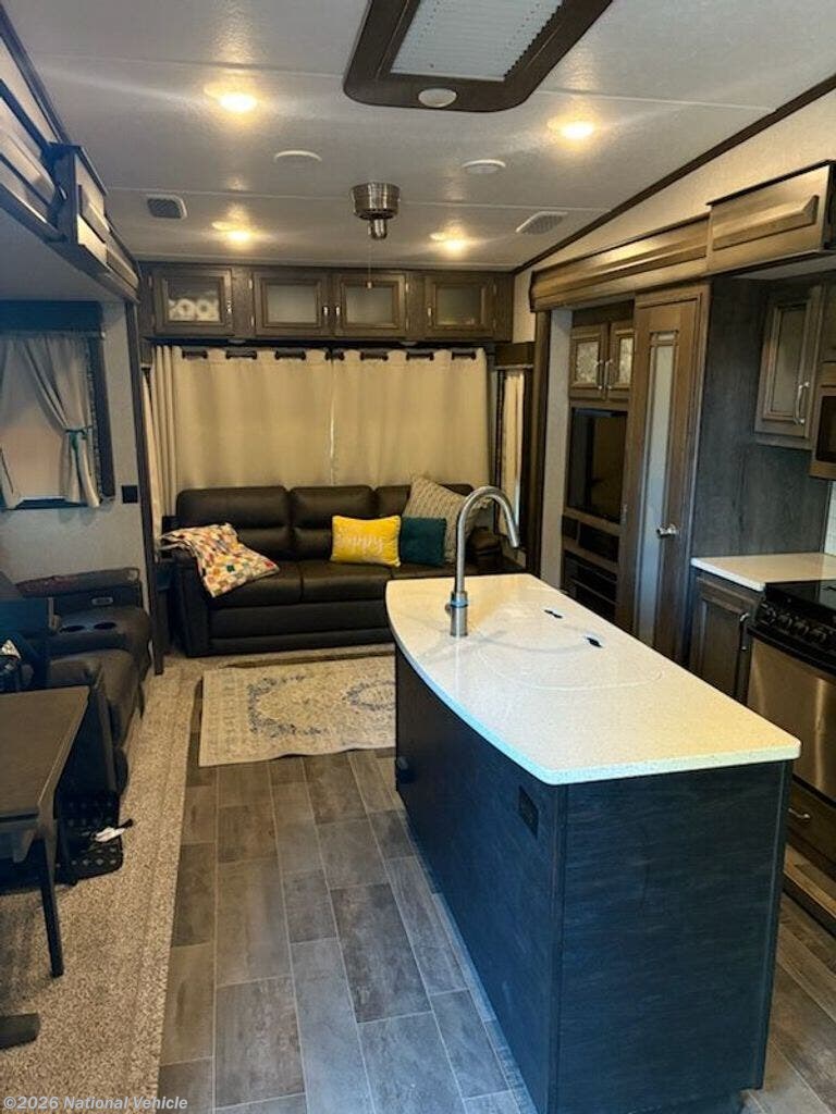 2018 Montana High Country 331RL by Keystone from National Vehicle in Gunter, Texas