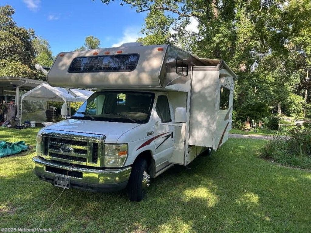2009 Coachmen Freedom Express 26SO - Used Class C For Sale by National Vehicle in Chapin, South Carolina