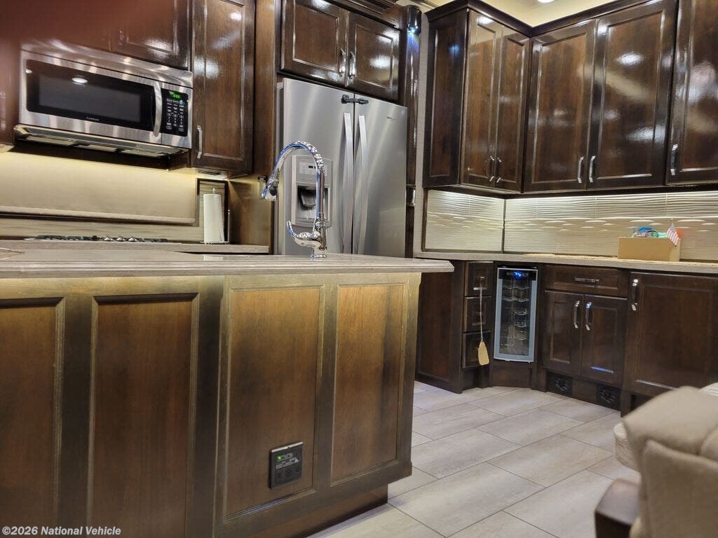 2020 Beacon 39GBB by Vanleigh from National Vehicle in Martell, Nebraska